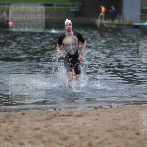 13.09.2026 - Stadtparktriathlon Mo-Foto http://msf.ph/oto/10254647 13.09.2026 10:28:06 Schwimmen 534 meine-sportfotos.de