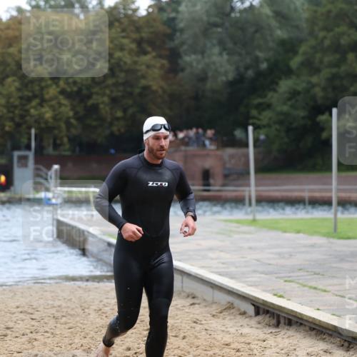 13.09.2026 - Stadtparktriathlon Mo-Foto http://msf.ph/oto/10254659 13.09.2026 11:32:33 Schwimmen 835, 842, 844, 858, 860 meine-sportfotos.de