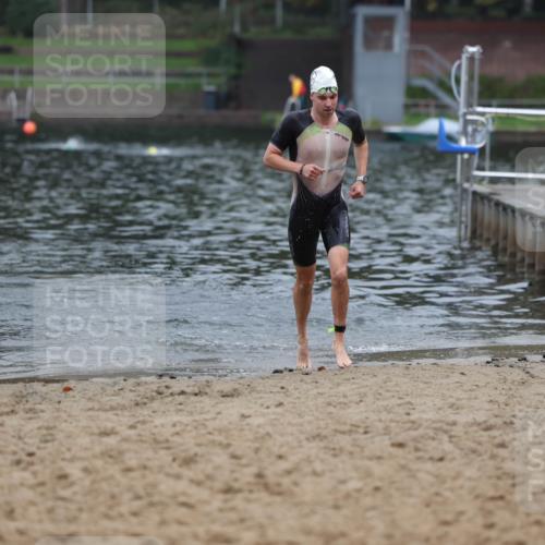 13.09.2026 - Stadtparktriathlon Mo-Foto http://msf.ph/oto/10254660 13.09.2026 10:28:08 Schwimmen 534 meine-sportfotos.de