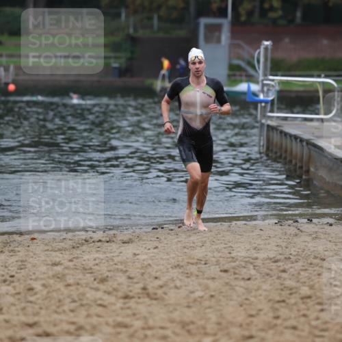 13.09.2026 - Stadtparktriathlon Mo-Foto http://msf.ph/oto/10254663 13.09.2026 10:28:08 Schwimmen 534 meine-sportfotos.de