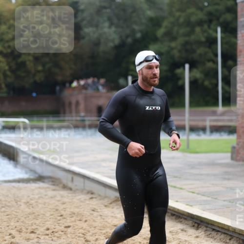 13.09.2026 - Stadtparktriathlon Mo-Foto http://msf.ph/oto/10254664 13.09.2026 11:32:34 Schwimmen 835, 842, 858, 860 meine-sportfotos.de