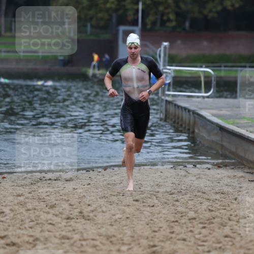 13.09.2026 - Stadtparktriathlon Mo-Foto http://msf.ph/oto/10254669 13.09.2026 10:28:09 Schwimmen 534 meine-sportfotos.de