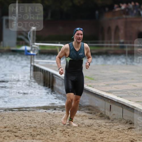 13.09.2026 - Stadtparktriathlon Mo-Foto http://msf.ph/oto/10254674 13.09.2026 11:32:39 Schwimmen 835 meine-sportfotos.de