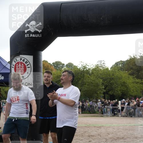 13.09.2026 - Stadtparktriathlon Patografie http://msf.ph/oto/10254678 13.09.2026 11:02:45 Ziel 247 meine-sportfotos.de