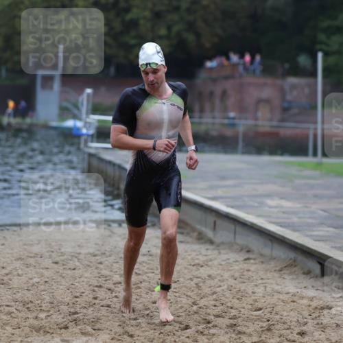 13.09.2026 - Stadtparktriathlon Mo-Foto http://msf.ph/oto/10254682 13.09.2026 10:28:10 Schwimmen 534 meine-sportfotos.de