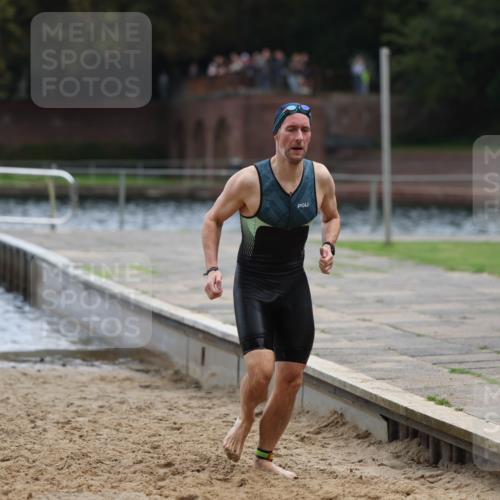13.09.2026 - Stadtparktriathlon Mo-Foto http://msf.ph/oto/10254683 13.09.2026 11:32:41 Schwimmen 835 meine-sportfotos.de