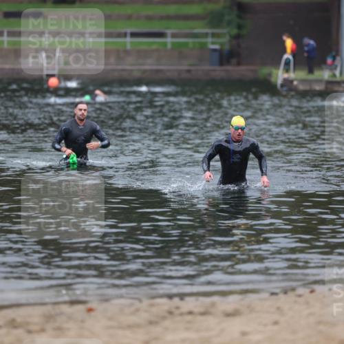 13.09.2026 - Stadtparktriathlon Mo-Foto http://msf.ph/oto/10254709 13.09.2026 10:28:54 Schwimmen 492, 509 meine-sportfotos.de