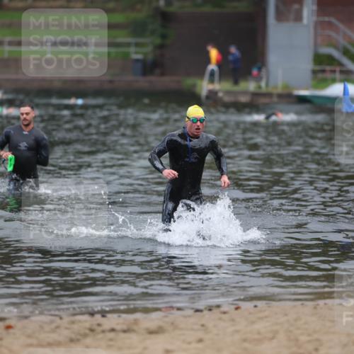 13.09.2026 - Stadtparktriathlon Mo-Foto http://msf.ph/oto/10254721 13.09.2026 10:28:58 Schwimmen 492, 509, 563 meine-sportfotos.de