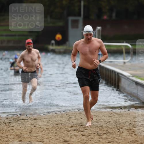 13.09.2026 - Stadtparktriathlon Mo-Foto http://msf.ph/oto/10254738 13.09.2026 11:33:05 Schwimmen 873, 888, 922 meine-sportfotos.de