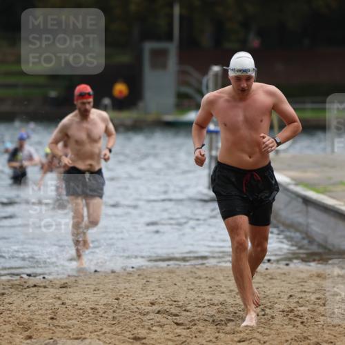 13.09.2026 - Stadtparktriathlon Mo-Foto http://msf.ph/oto/10254742 13.09.2026 11:33:06 Schwimmen 873, 888, 922 meine-sportfotos.de