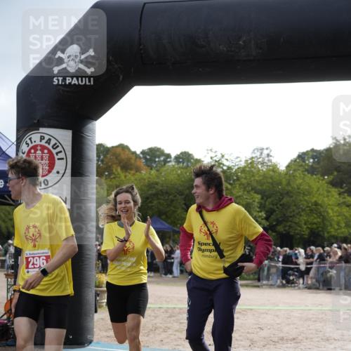 13.09.2026 - Stadtparktriathlon Patografie http://msf.ph/oto/10254757 13.09.2026 11:03:59 Ziel 296 meine-sportfotos.de
