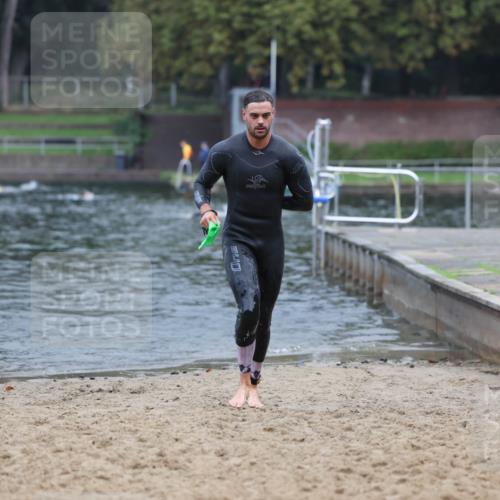 13.09.2026 - Stadtparktriathlon Mo-Foto http://msf.ph/oto/10254761 13.09.2026 10:29:09 Schwimmen 563 meine-sportfotos.de