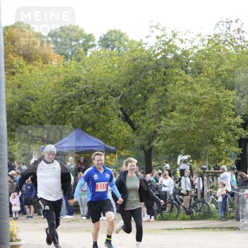 13.09.2026 - Stadtparktriathlon Patografie http://msf.ph/oto/10254763 13.09.2026 11:04:38 Ziel 223 meine-sportfotos.de