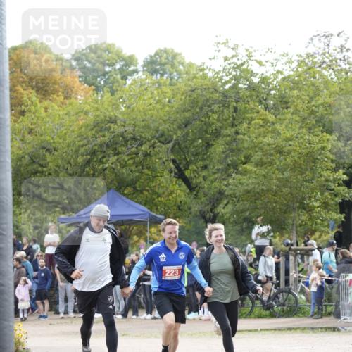 13.09.2026 - Stadtparktriathlon Patografie http://msf.ph/oto/10254765 13.09.2026 11:04:38 Ziel 223 meine-sportfotos.de