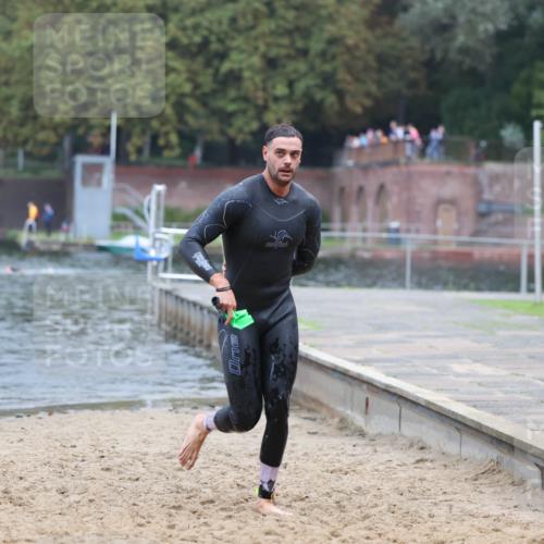 13.09.2026 - Stadtparktriathlon Mo-Foto http://msf.ph/oto/10254766 13.09.2026 10:29:10 Schwimmen 563 meine-sportfotos.de