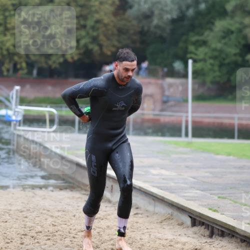 13.09.2026 - Stadtparktriathlon Mo-Foto http://msf.ph/oto/10254769 13.09.2026 10:29:10 Schwimmen 563 meine-sportfotos.de