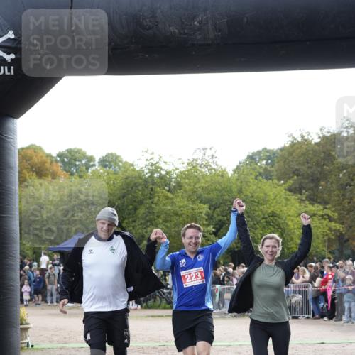 13.09.2026 - Stadtparktriathlon Patografie http://msf.ph/oto/10254772 13.09.2026 11:04:40 Ziel 223 meine-sportfotos.de