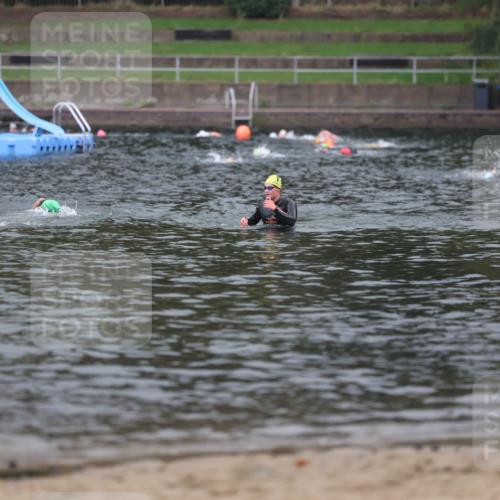 13.09.2026 - Stadtparktriathlon Mo-Foto http://msf.ph/oto/10254780 13.09.2026 10:29:30 Schwimmen  meine-sportfotos.de