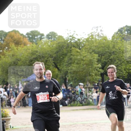 13.09.2026 - Stadtparktriathlon Patografie http://msf.ph/oto/10254786 13.09.2026 11:04:55 Ziel 305 meine-sportfotos.de