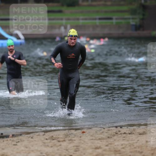 13.09.2026 - Stadtparktriathlon Mo-Foto http://msf.ph/oto/10254792 13.09.2026 10:29:50 Schwimmen 489, 513, 538 meine-sportfotos.de