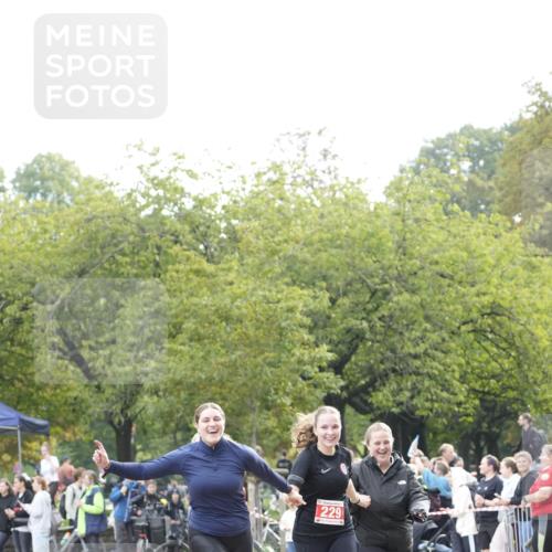 13.09.2026 - Stadtparktriathlon Patografie http://msf.ph/oto/10254796 13.09.2026 11:05:12 Ziel 229 meine-sportfotos.de