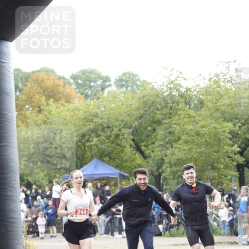 13.09.2026 - Stadtparktriathlon Patografie http://msf.ph/oto/10254813 13.09.2026 11:05:27 Ziel 244 meine-sportfotos.de