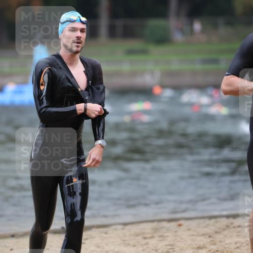 13.09.2026 - Stadtparktriathlon Mo-Foto http://msf.ph/oto/10254824 13.09.2026 10:29:58 Schwimmen 489, 513, 538 meine-sportfotos.de