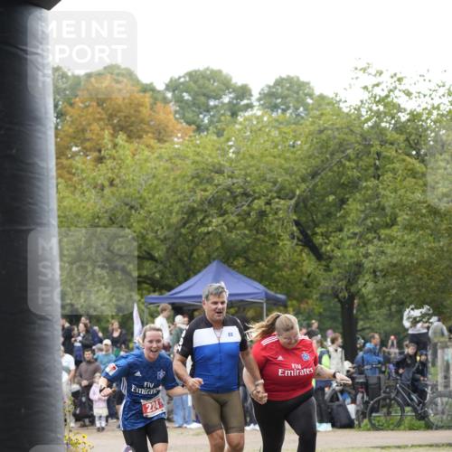 13.09.2026 - Stadtparktriathlon Patografie http://msf.ph/oto/10254825 13.09.2026 11:05:41 Ziel 224 meine-sportfotos.de