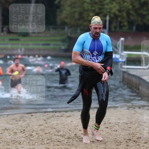 13.09.2026 - Stadtparktriathlon Mo-Foto http://msf.ph/oto/10254866 13.09.2026 10:30:39 Schwimmen 471, 479, 569 meine-sportfotos.de