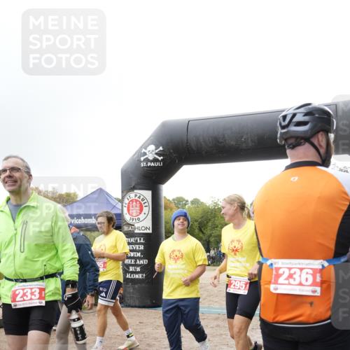 13.09.2026 - Stadtparktriathlon Patografie http://msf.ph/oto/10254867 13.09.2026 11:06:13 Ziel 233, 236, 254, 295 meine-sportfotos.de