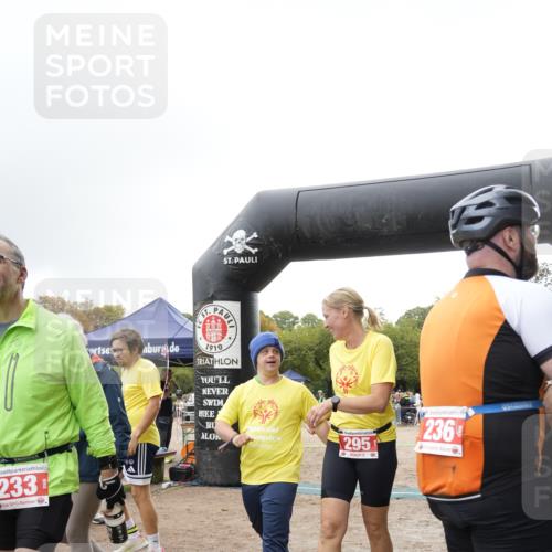 13.09.2026 - Stadtparktriathlon Patografie http://msf.ph/oto/10254869 13.09.2026 11:06:13 Ziel 233, 236, 254, 295 meine-sportfotos.de