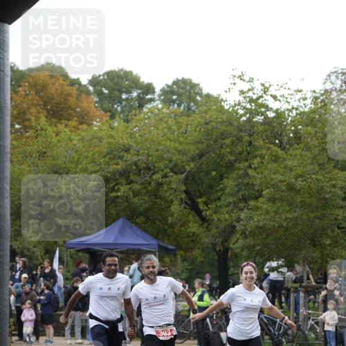 13.09.2026 - Stadtparktriathlon Patografie http://msf.ph/oto/10254876 13.09.2026 11:06:40 Ziel 303 meine-sportfotos.de