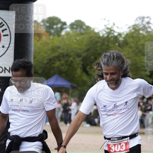 13.09.2026 - Stadtparktriathlon Patografie http://msf.ph/oto/10254878 13.09.2026 11:06:43 Ziel 303 meine-sportfotos.de