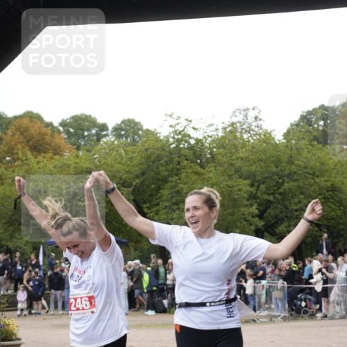 13.09.2026 - Stadtparktriathlon Patografie http://msf.ph/oto/10254889 13.09.2026 11:07:27 Ziel 246 meine-sportfotos.de