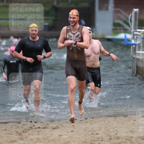 13.09.2026 - Stadtparktriathlon Mo-Foto http://msf.ph/oto/10254935 13.09.2026 10:31:03 Schwimmen 480, 483, 494, 528, 539, 575, 582, 584 meine-sportfotos.de
