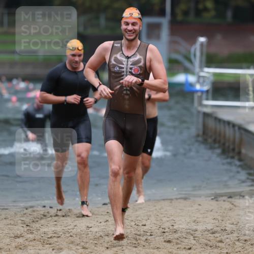 13.09.2026 - Stadtparktriathlon Mo-Foto http://msf.ph/oto/10254940 13.09.2026 10:31:05 Schwimmen 480, 483, 491, 494, 528, 575, 582, 584 meine-sportfotos.de