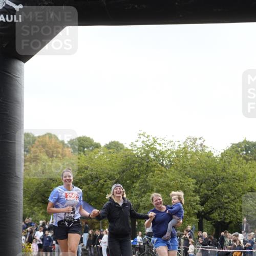 13.09.2026 - Stadtparktriathlon Patografie http://msf.ph/oto/10254945 13.09.2026 11:10:37 Ziel 256 meine-sportfotos.de