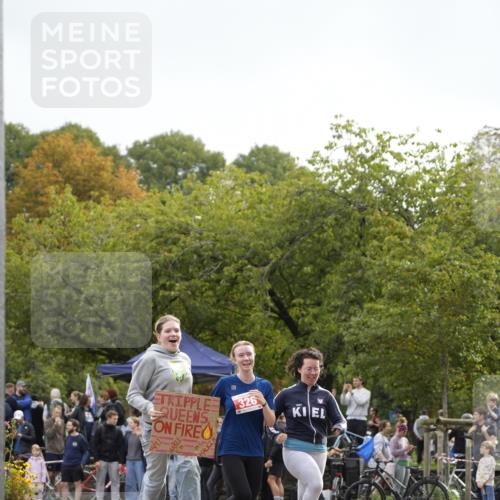13.09.2026 - Stadtparktriathlon Patografie http://msf.ph/oto/10254958 13.09.2026 11:11:02 Ziel 241, 326 meine-sportfotos.de