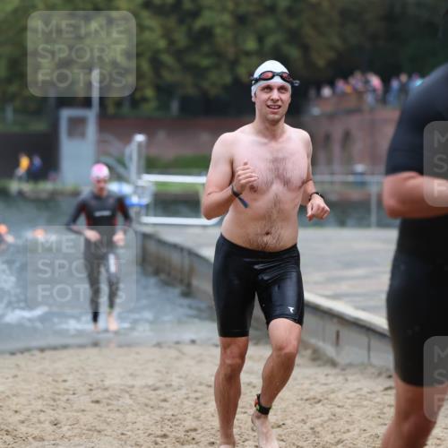 13.09.2026 - Stadtparktriathlon Mo-Foto http://msf.ph/oto/10254960 13.09.2026 10:31:09 Schwimmen 483, 491, 494, 528, 575, 582, 584 meine-sportfotos.de