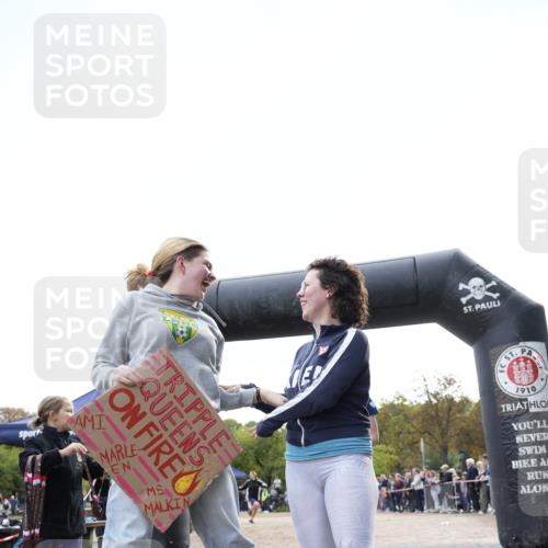 13.09.2026 - Stadtparktriathlon Patografie http://msf.ph/oto/10254975 13.09.2026 11:11:06 Ziel 241, 326 meine-sportfotos.de