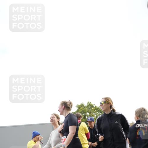 13.09.2026 - Stadtparktriathlon Patografie http://msf.ph/oto/10254982 13.09.2026 11:11:12 Ziel 231, 241 meine-sportfotos.de