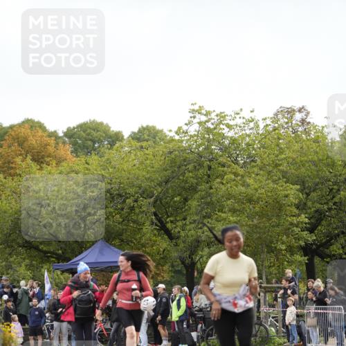 13.09.2026 - Stadtparktriathlon Patografie http://msf.ph/oto/10254987 13.09.2026 11:11:15 Ziel 231, 241 meine-sportfotos.de