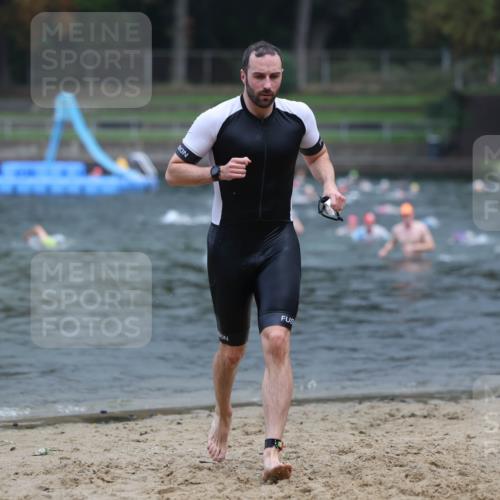 13.09.2026 - Stadtparktriathlon Mo-Foto http://msf.ph/oto/10254993 13.09.2026 10:31:15 Schwimmen 483, 491, 499, 575, 582 meine-sportfotos.de