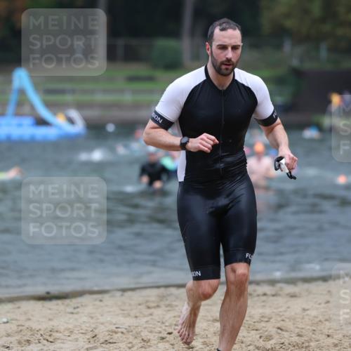 13.09.2026 - Stadtparktriathlon Mo-Foto http://msf.ph/oto/10254998 13.09.2026 10:31:16 Schwimmen 483, 491, 499, 575, 582 meine-sportfotos.de