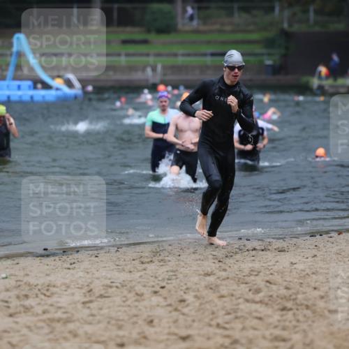 13.09.2026 - Stadtparktriathlon Mo-Foto http://msf.ph/oto/10255010 13.09.2026 10:31:27 Schwimmen 490, 499, 527, 571 meine-sportfotos.de