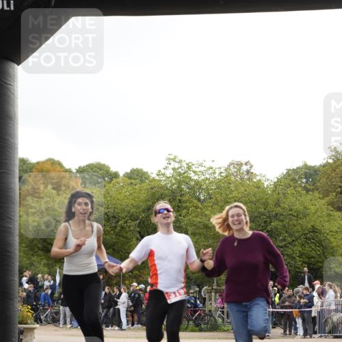 13.09.2026 - Stadtparktriathlon Patografie http://msf.ph/oto/10255034 13.09.2026 11:12:51 Ziel 313, 319 meine-sportfotos.de