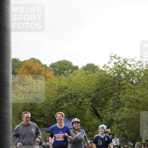 13.09.2026 - Stadtparktriathlon Patografie http://msf.ph/oto/10255084 13.09.2026 11:14:03 Ziel 230 meine-sportfotos.de