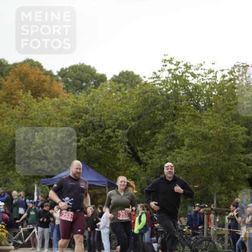 13.09.2026 - Stadtparktriathlon Patografie http://msf.ph/oto/10255103 13.09.2026 11:14:53 Ziel 253 meine-sportfotos.de