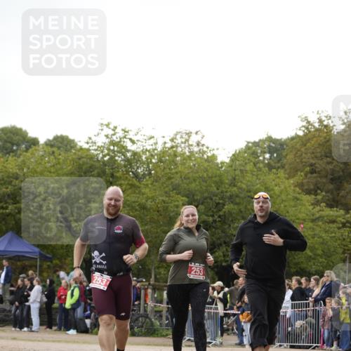 13.09.2026 - Stadtparktriathlon Patografie http://msf.ph/oto/10255110 13.09.2026 11:14:56 Ziel 253, 329 meine-sportfotos.de
