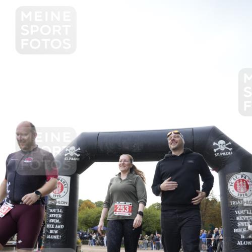 13.09.2026 - Stadtparktriathlon Patografie http://msf.ph/oto/10255119 13.09.2026 11:14:59 Ziel 253, 329 meine-sportfotos.de